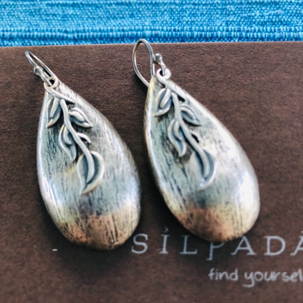 Silpada (retired) .925 Oxidized Sterling Silver Ivy Teardrop Earrings